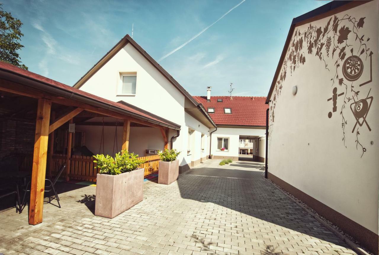 Penzion Kratochvil Dolní Dunajovice 외부 사진